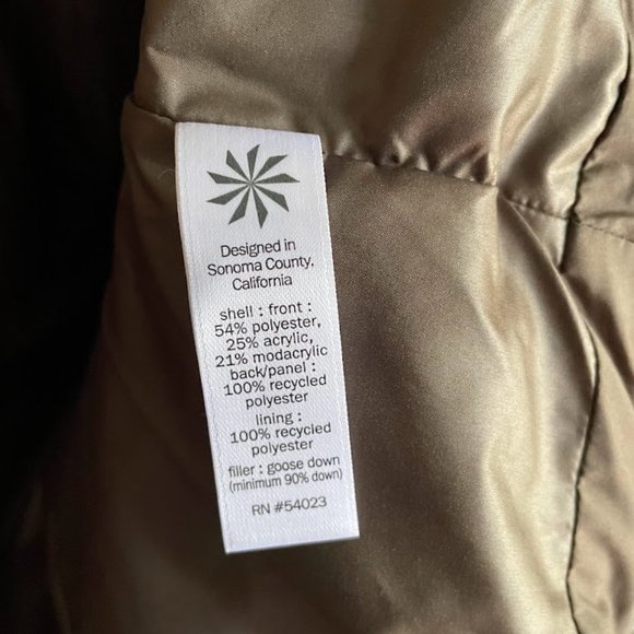 Athleta Responsible Down Tundra Goose Down Sherpa Winter Vest - Picture 6 of 11